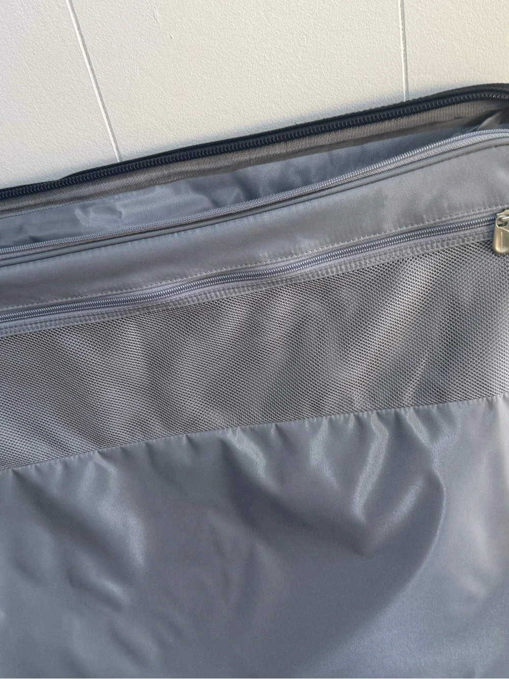 Briggs & Riley Black Rolling Check-On Suitcase Baseline Spinner u128cxsp-4 Large